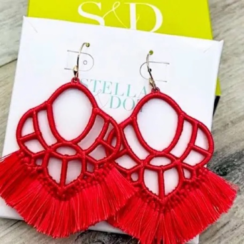 Stella & Dot Summer Statement Earrings Coral